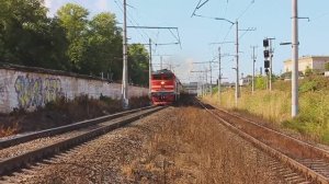 2ТЭ116к-1020 (РЖД/Окт, ТЧ-14) с грузовым (порожним) наливным поездом идёт на Предпортовую