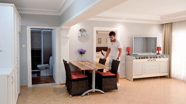 Квартира большой площади в Алании. Район Махмутлар смотреть онлайн