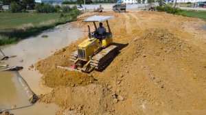 Строительство, засыпка болота , планировка