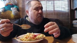 Обжор - макароны с сыром и самопальными котлетами