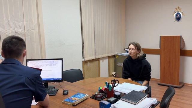 СК показал видео допроса пермячки, выкинувшей чемодан с трупом сына на помойку смотреть онлайн