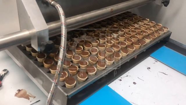 Машина для начинки вафельных рожков и трубочек в работе смотреть онлайн