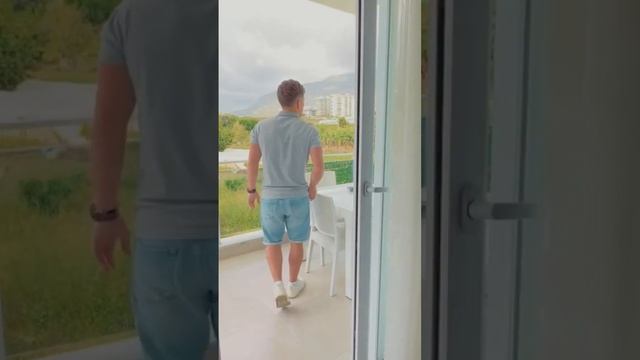 Вид с балкона на горы смотреть онлайн