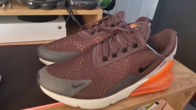 BUYING SECONDHAND TRAINERS ONLINE! HOW TO MAKE PROFIT SELLING SNEAKERS ONLINE смотреть онлайн