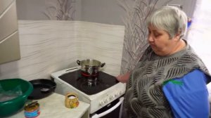 Купила продукты на пенсию Вкусная деревенская уха за 98 рублей Холодное утро в Сибирской деревне