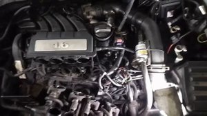 Фольцваген Джетта 2010 года 1.6 бензин .Не заводится стартер крутит