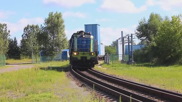 ST48-067 (PKP Cargo) с порожним контейнерным поездом возвращается из Бреста-Северного в Малашевичи