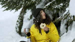 7166417-uhd_3840_2160_24fps