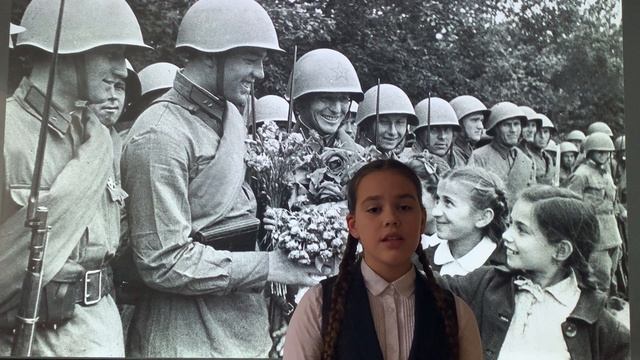 Остроумова Анна - А.Сурков «Красоту, что дарит нам природа…» смотреть онлайн