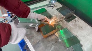 External corner welding Сварка внешнего угла лазером.