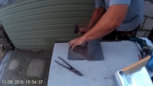 бункерная кормушка железо & дерево