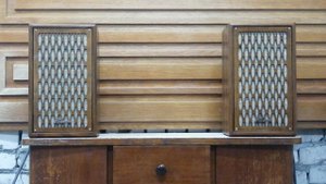 Трехполосные колонки "Арт стерео" В ретро стиле.