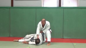 GANKAKU_Défense_et_Bunkaï_par_Didier_Lupo