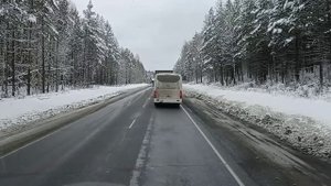 Дальнобой по России из-за ДТП остановлено движение по УРАЛУ Зима в Кургане #трассам5 #зима2023