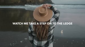 Rickie Nolls & GLNNA - Beauty In The Breakdown (Lyrics)