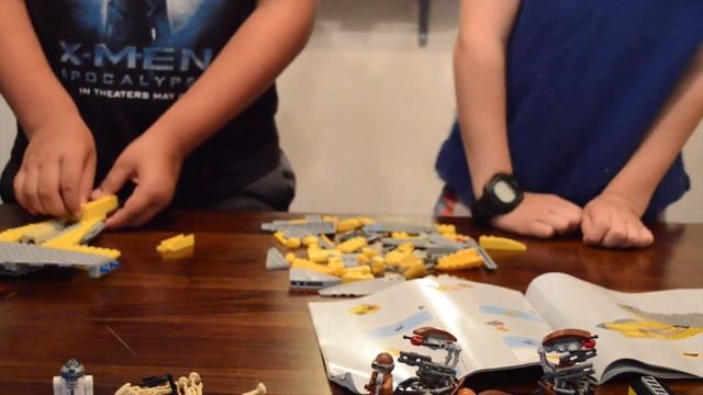 LEGO STAR WARS: Naboo Starfighter 75092 смотреть онлайн