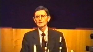 Физические модели, теории физического вакуума, свойства торсионных полей. А.Е.Акимов.