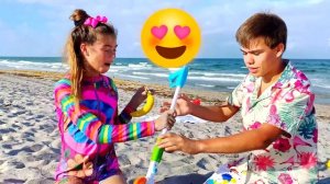 Мия открывает отель и находит клад! Артём в костюме невидимки