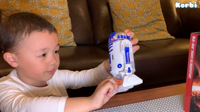 STAR WARS R2-D2 ALARM CLOCK WITH TIME PROJECTOR | COME PLAY WITH ME смотреть онлайн
