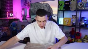 РАСПАКОВАЛ 50 ПОСЫЛОК С БЛОГЕРАМИ