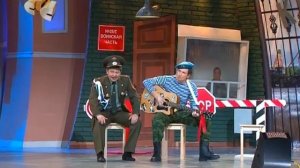 киномеханик, писарь и хлеборез