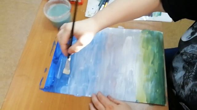 Весенний пейзаж с плывущими облаками. Гуашь.