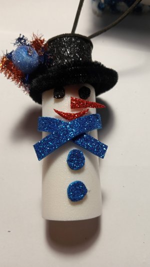 Мастер класс "новогодняя игрушка снеговик"