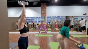 Ноги, ягодицы, динамические планки, свободные веса. Практика 12.12.23 с Любовью Жуковской Часть 1