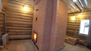 Банная печь с каминной дверкой.