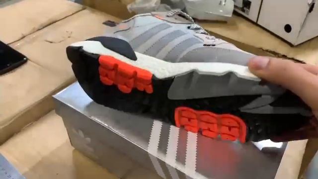 ЗИМНИЕ КРОССОВКИ ADIDAS NITE JOGGER ЦВЕТ СЕРЫЙ Артикул 20040