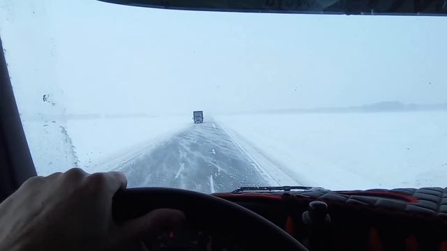 Перекрыта⛔Трасса М5  СильнаяМетель Гололёд#дальнобойщики #трассам5#зима2024 #авария #дтп #урал