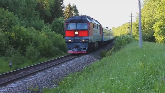 ТЭП70-0247 (РЖД_Окт, ТЧ-14) с поездом №83 СПб - Гомель (БЧ)