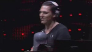 Tiesto - He s A Pirate Remix (pirates des caraïbes mix)