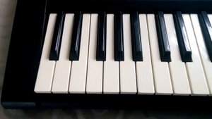 Синтезатор Yamaha PSR-E203