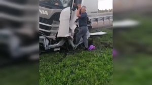 Пьяный дальнобойщик совершил ДТП и не считает себя виноватым водители профессионалы