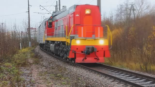 ТЭМ18ДМ-2002 (РЖД/Окт, ТЧ-12) с вывозным поездом