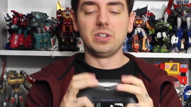 Sony PS4 Console & Dualshock 4 Unboxing & Comparison With PS3 Slim & Dualshock 3 смотреть онлайн