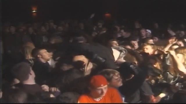 Cannibal Corpse - Hammer Smashed Face (текст и перевод)