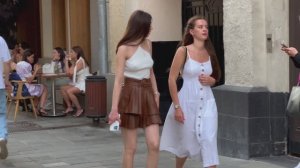 New walking tour of famous places in Moscow with beautiful young people. 4K.