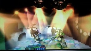 Клип ананас адидас