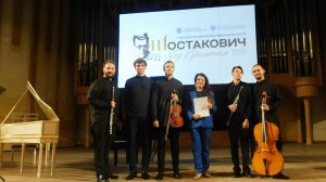 Илона Дягилева "О Чём поют Чайники" исполняет МолОт -ансамбль mp4