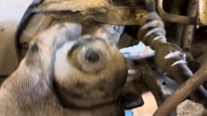 Toyota Highlander,замена задних с/блоков переднего рычага