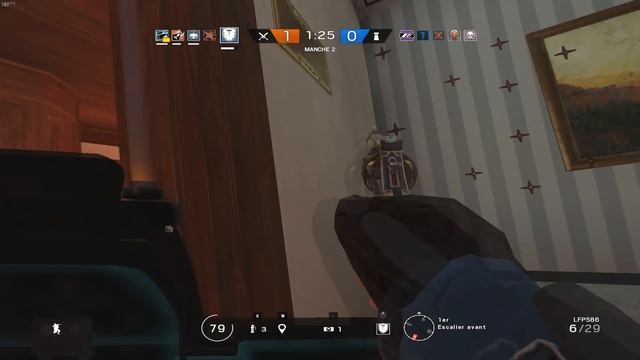 FLICK ONETAP WITH MONTAGNE - RAINBOW SIX SIEGE смотреть онлайн