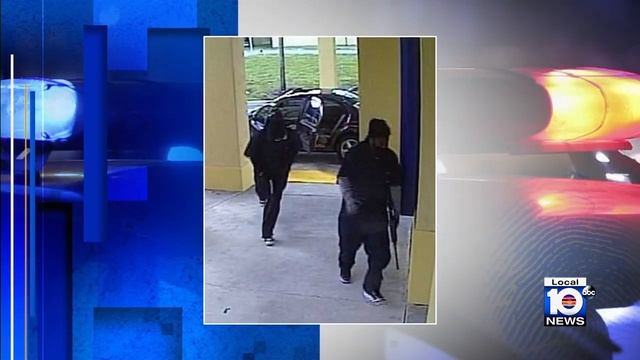FBI asks public for help with finding trio of bank robbers