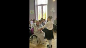 "Вы рядом со мной".Михайлова Валерия. Выступление на конкурс "Солнечный мир детства" 1 место.