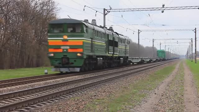 2ТЭ10У-0143 (БЧ, ТЧ-8 Гомель) с грузовым поездом