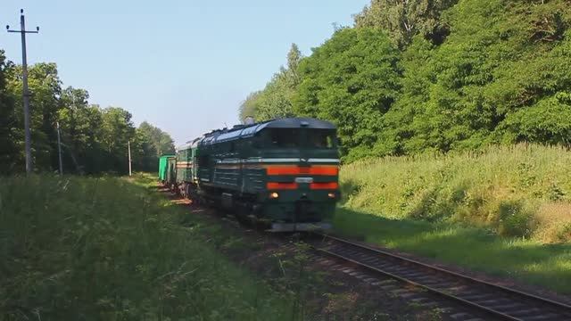 2ТЭ10УК-0226 (БЧ, ТЧ-8 Гомель) с грузовым поездом из полувагонов ("Беларуськалий")