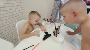 Рисую пистолет