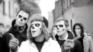 Запрещенное видео 'Околофутбола'   Нас замыкали берега UNCENSORED