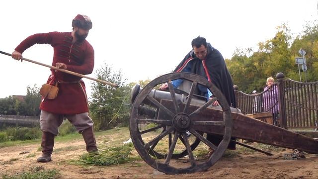 Стреляют из старинной пушки Единорог Пермь 2018 смотреть онлайн